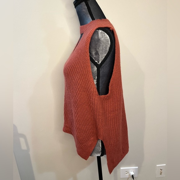 NWOT! ANTHROPOLOGIE She + Sky Sleeveless Keyhole Front Knitted Sweater, Size S - Picture 4 of 9